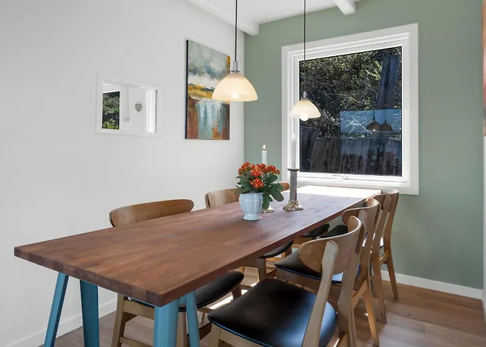 Feriehus Lovely In With Kitchen *